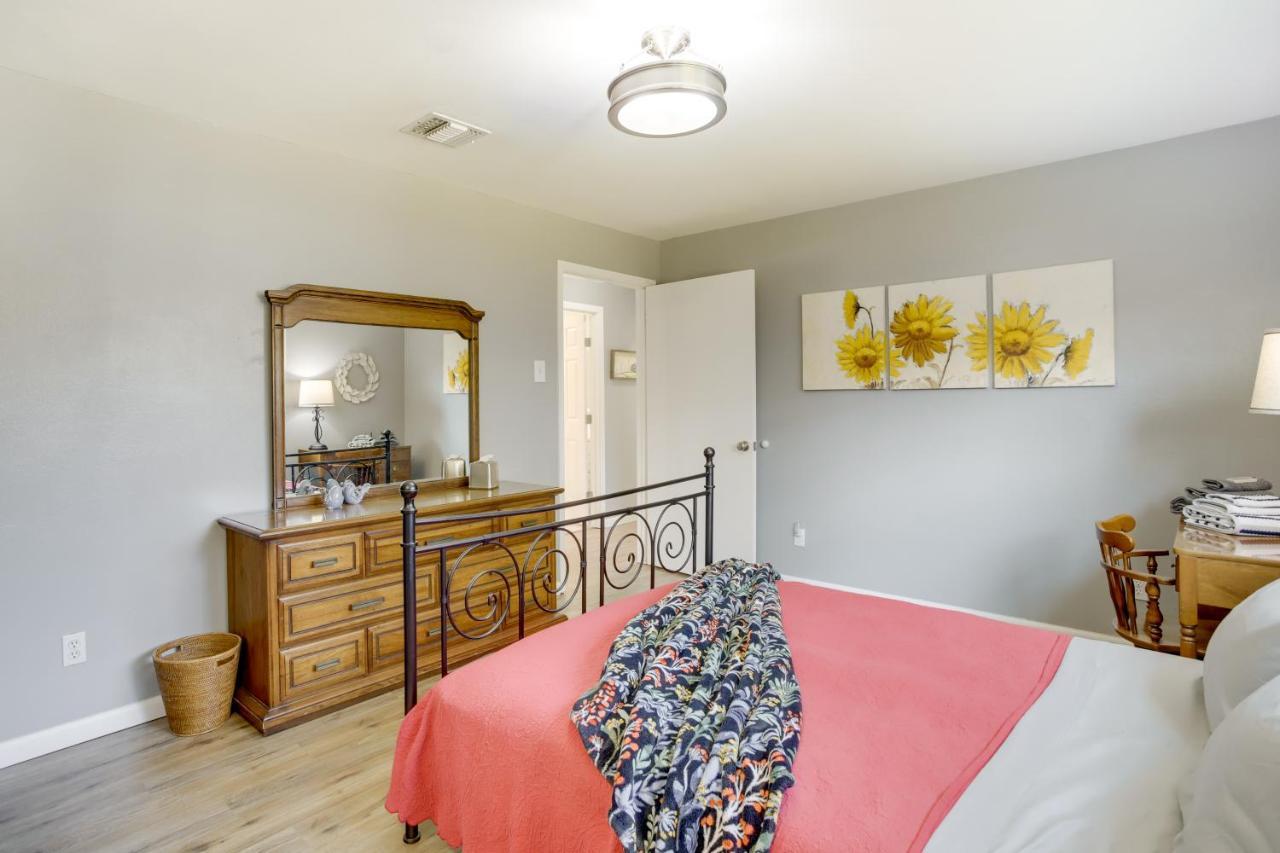 Cozy Shenandoah Home Less Than 2 Mi To The Woodlands Mall! Kültér fotó